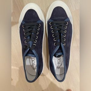 Tod’s Women’s suede sneakers